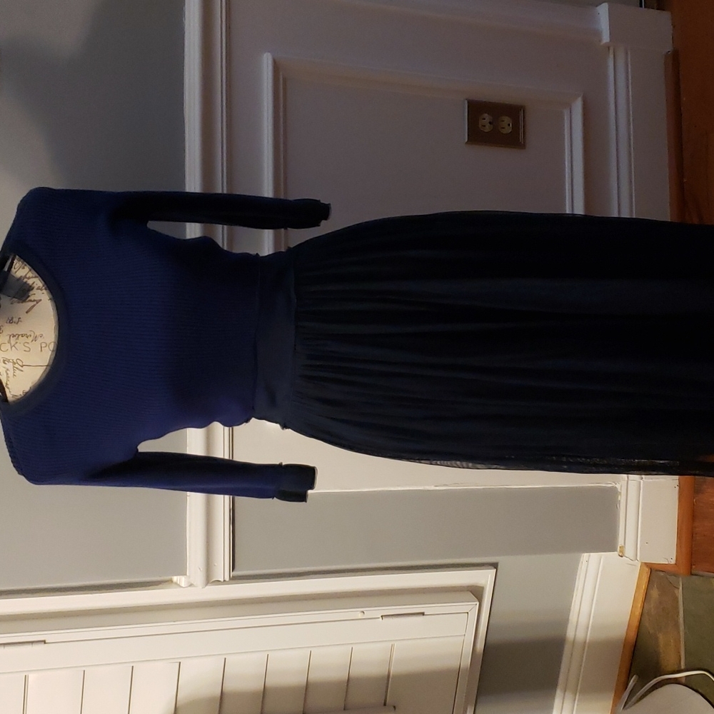 NWOT navy dress - so beautiful and comfy
